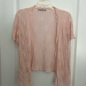 Two-one-two New York pink open front shrug, Sz M